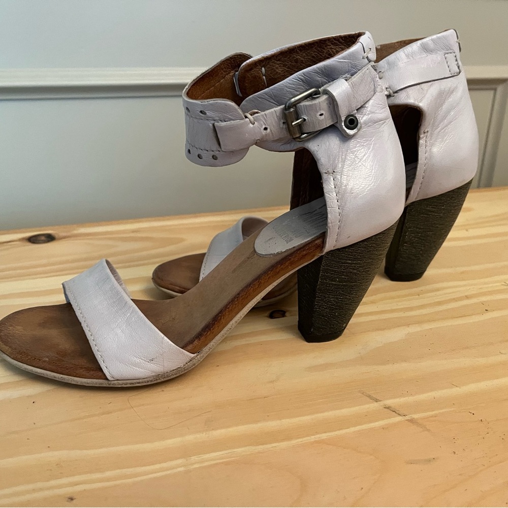 Miz Mooz ivory medium heel shoes